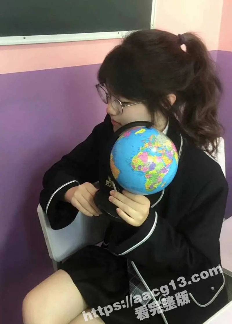 秦皇岛 张念一 大尺度私照泄露 独特性癖好小母狗 爱偷穿父亲内裤自慰 极致反差的学生母狗 图13