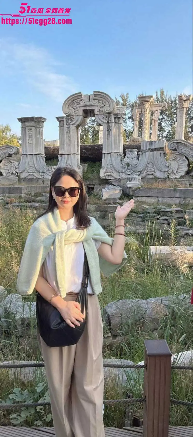 江苏南京牙科销售 潘华莉 为取悦炮友出钱倒贴 竟抛夫弃子与其同游 拍淫片留念被曝光! 图6