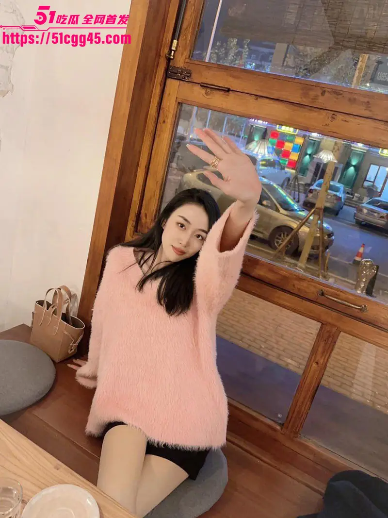 反差教师 李汶芯 裸贷全集曝光 清纯女老师无力还债肉偿金主 裸聊自慰暴力抽搐 昔日讲台女神变专属肉便器! 图1