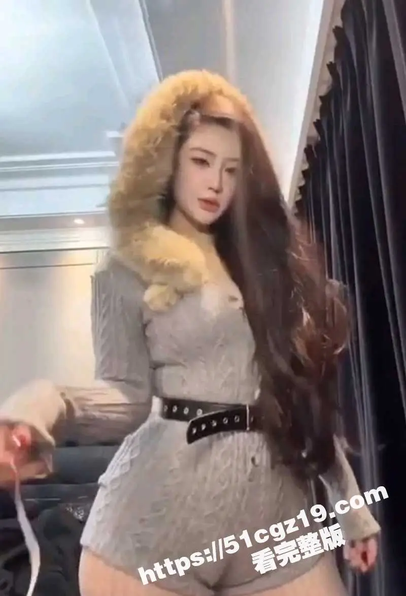 抖音乳肥臀网红 亚亚亚辰 最新大尺度福利合集 S级身材尤物魅惑淫舞 露脸自慰淫骚无比 图3