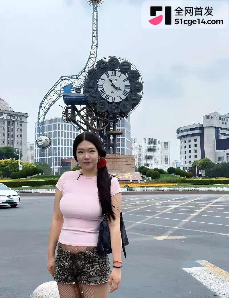 北京艺术生 孙小雨 人设崩塌!丰满奶子肥逼随便给人玩 翻白眼精盆烂逼天天求内射 图2