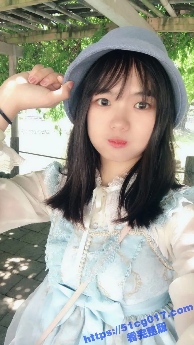 云南研究生母狗王梦茜 性爱视频遭男友曝光 这大黑逼看起来就很泻火 学历越高越淫荡啊 图1
