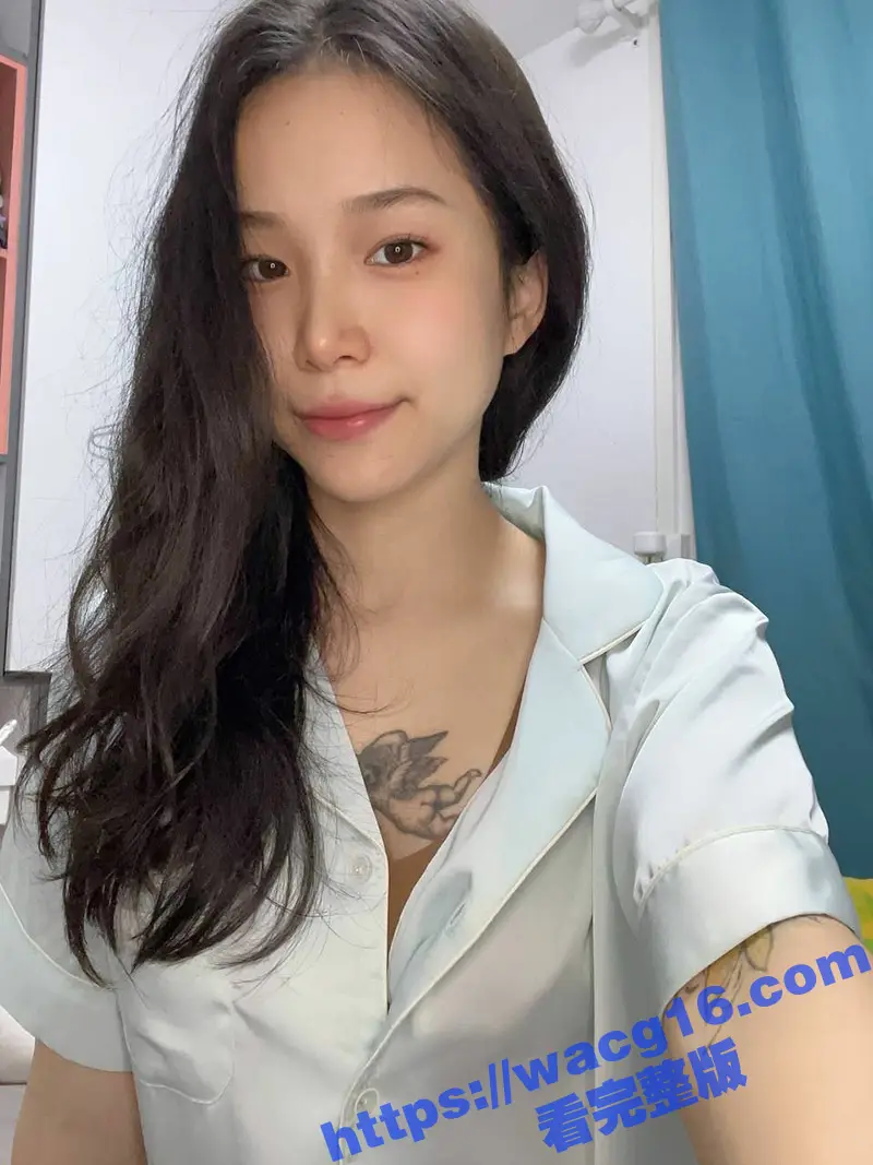 高颜值反差母狗 JaelynnLee 身材展示!完美乳形惹火撩人 淫荡诱惑看的人血脉喷张! 图1