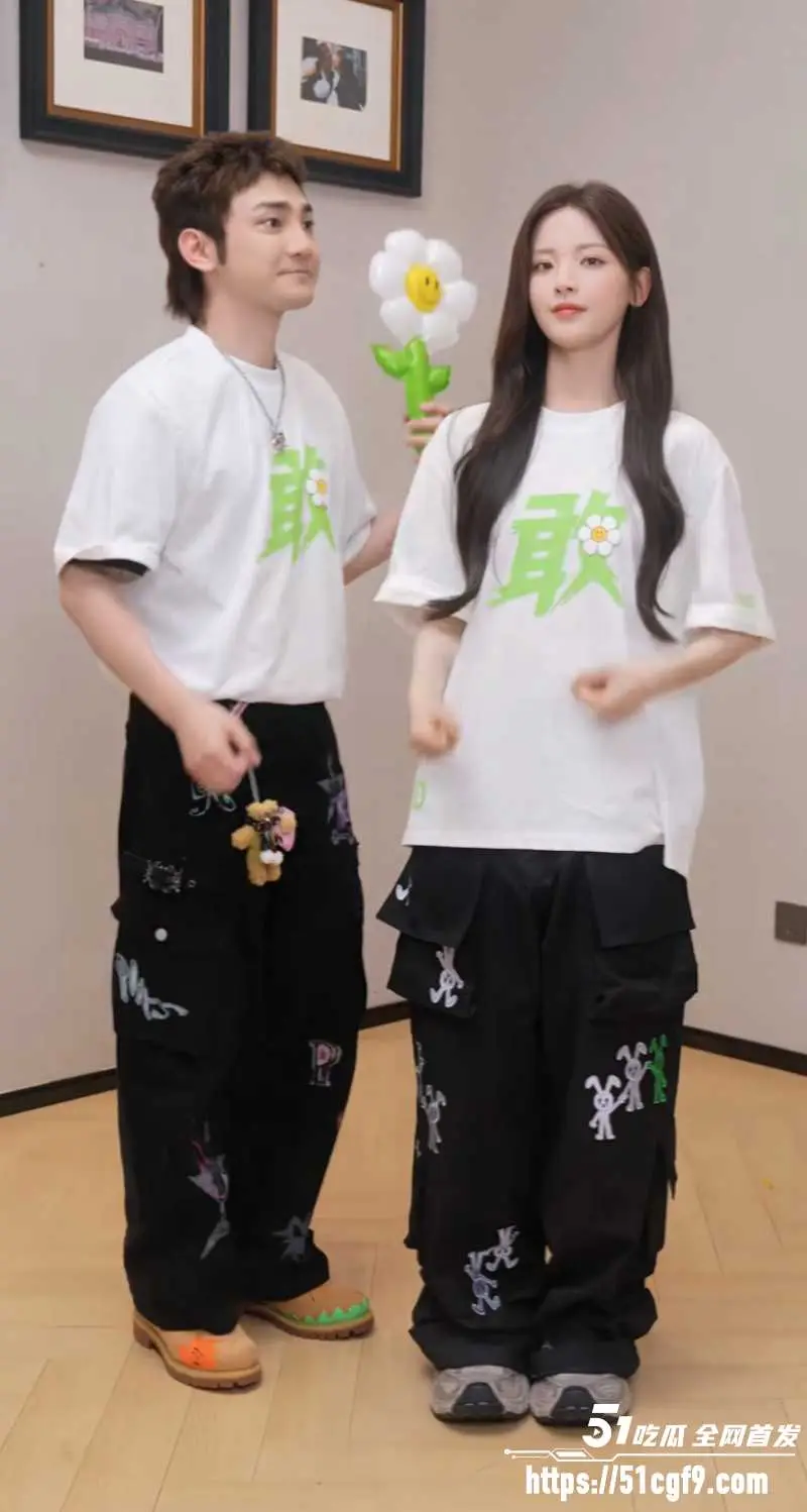 95后男演员 蒋龙 曝出新恋情 女主身份成谜 陈思诚绿帽癖再度引发关注! 图4