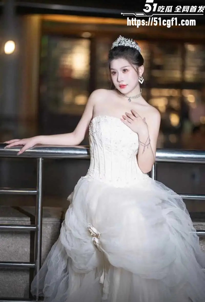 娱乐圈大瓜 短剧女神 柒可昕 私会金主被录淫片 豪乳肥臀成泄欲工具 图7
