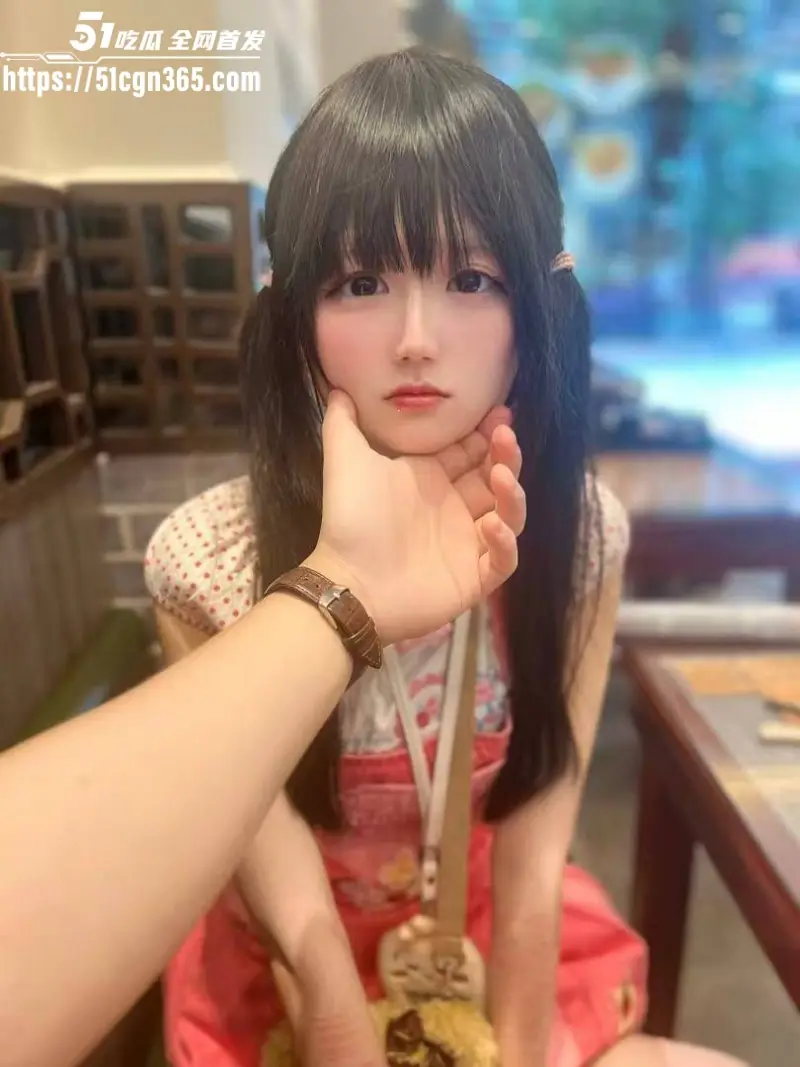 江西九江拜金母狗 李晶 大专毕业全职卖逼 陪金主爸爸嗑药做爱 多姿势爆操肥穴 反差感十足！ 图5