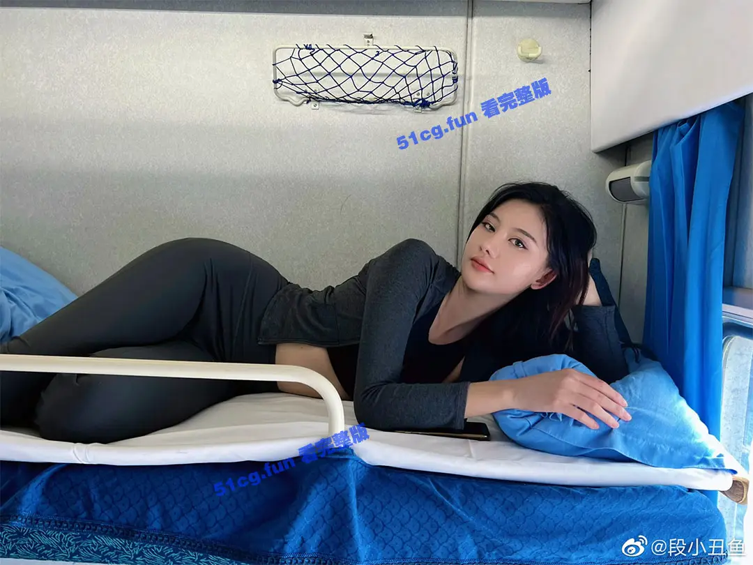 阿朱 火车卧铺 火车媛 菜市场媛 教室媛 地铁媛 推特近期视频合集 都在这里!!! #阿朱啊 #就是阿朱啊 图1