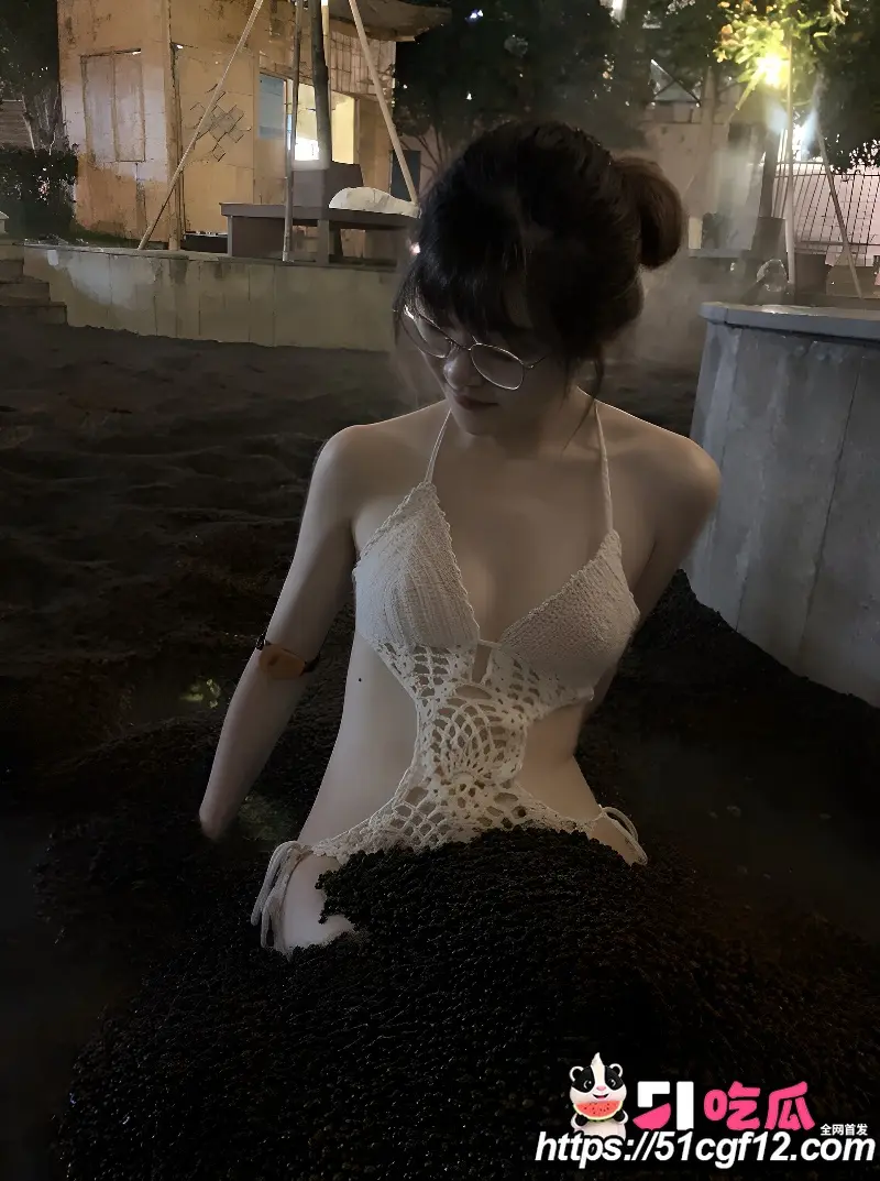 山东绿帽情侣性爱视频曝光 约炮单男欣赏女友挨操时刻 居家做爱肛交虐阴高潮不断 图4