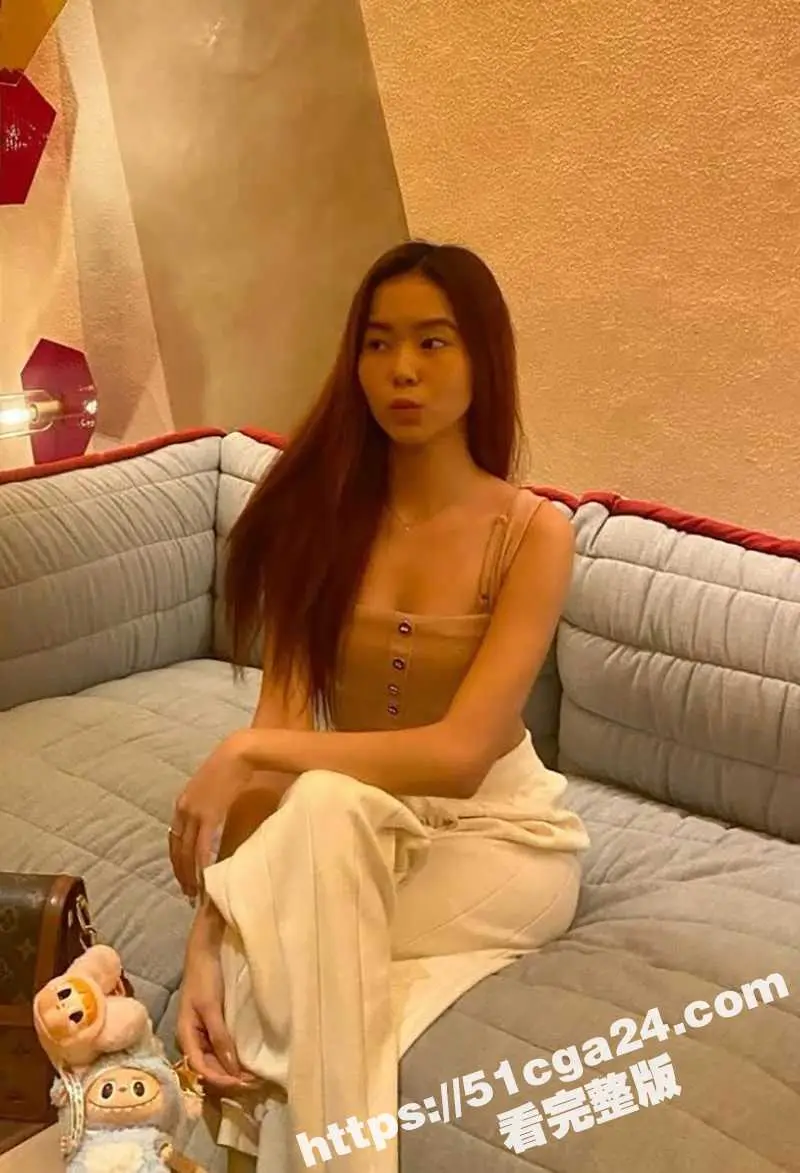 混血美女网红 jesslynnyangg 与前男友性爱视频流出 露脸口交车震 无套内射超反差! 图7