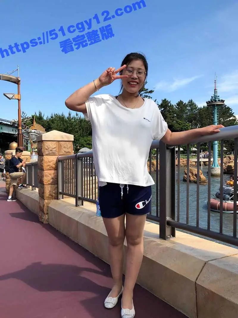 山东大奶少妇 程程 出国留学被洋屌彻底征服 回国后无法满足骚逼 每天尝试不同型号的大肉棒寻求刺激! 图2