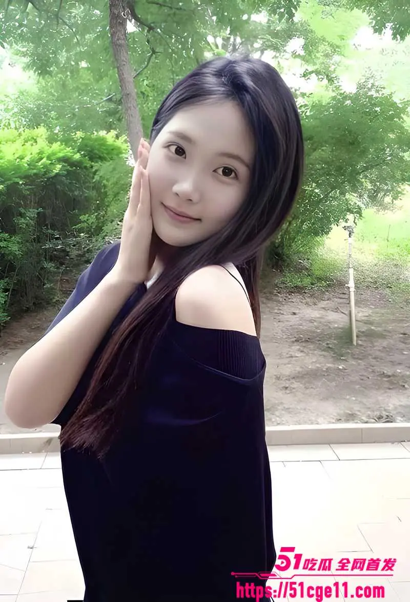 河北传媒学院拜金女 刘依 为圈钱被金主包养 边自慰边含吸肉棒 精盆属性爆表 图3