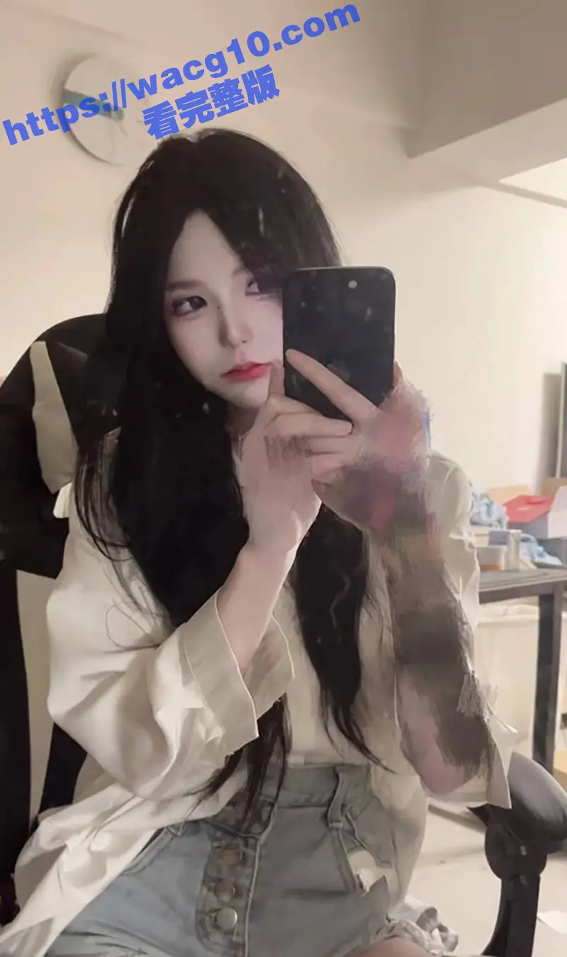 约炮抖音认识的纹身小妹 酒店开好房后绑起来调教 一顿小嘴巴伺候 最后爆操嫩穴内射！ 图3
