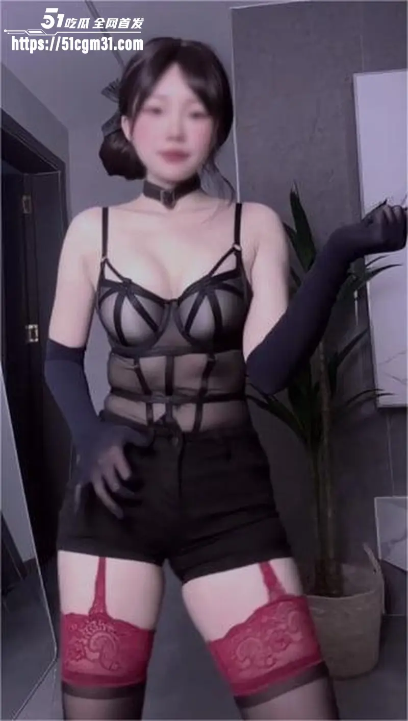 超人气女神 小仙云 VIP热舞福利 顶级变装高质动感 身体甩动淫靡起飞 图1
