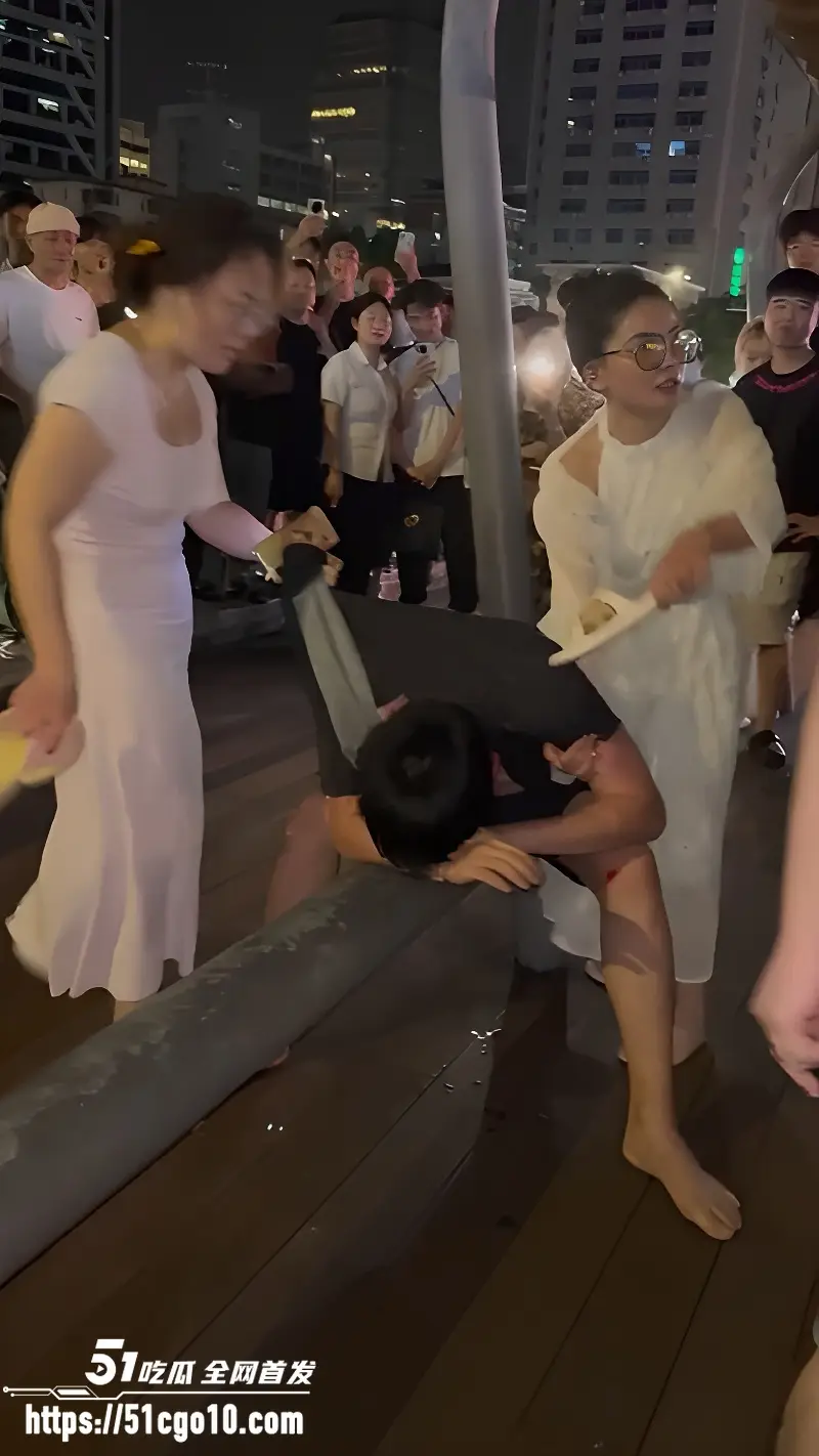29岁软饭男 林宇 脚踩两船出轨两个富婆 用最贪婪的算计骗取巨资赌博！ 图4