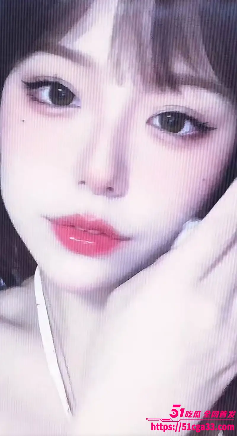 抖音网红 一路发发发发发 做爱视频流出 极品身材被土豪花式调教 各种操逼体位层出不穷! 图2