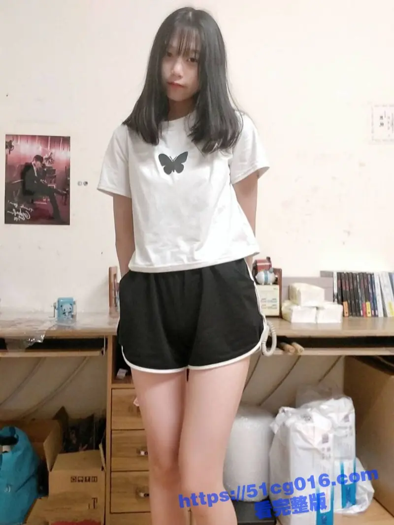 今日换口味!来个高颜值反差台妹 奶子十分坚挺 腰也够细 大尺度露脸私拍 图9