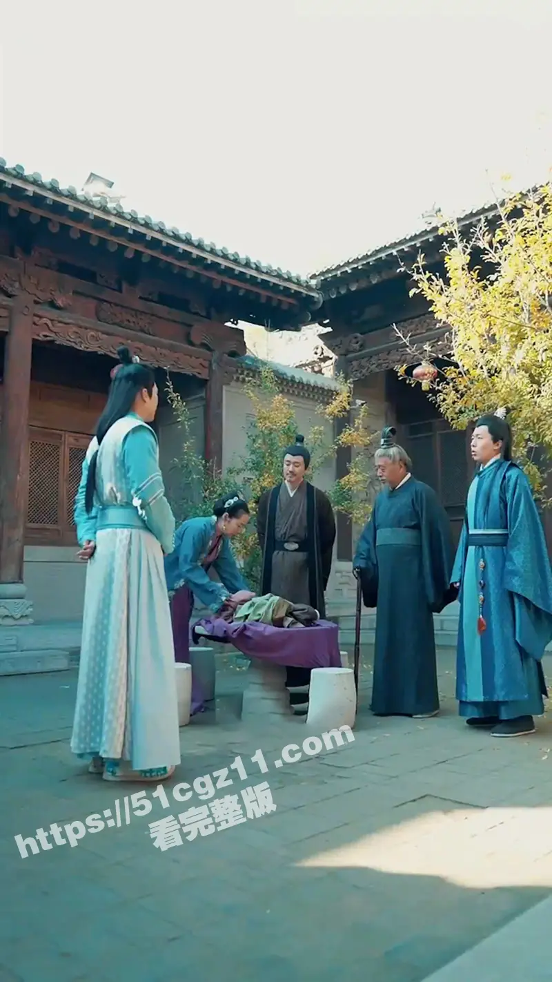 每日短剧《锦衣卫之无极毒尊》男人惨遭女友背叛被杀 下一秒睁眼竟发现穿越到古代！ 图3