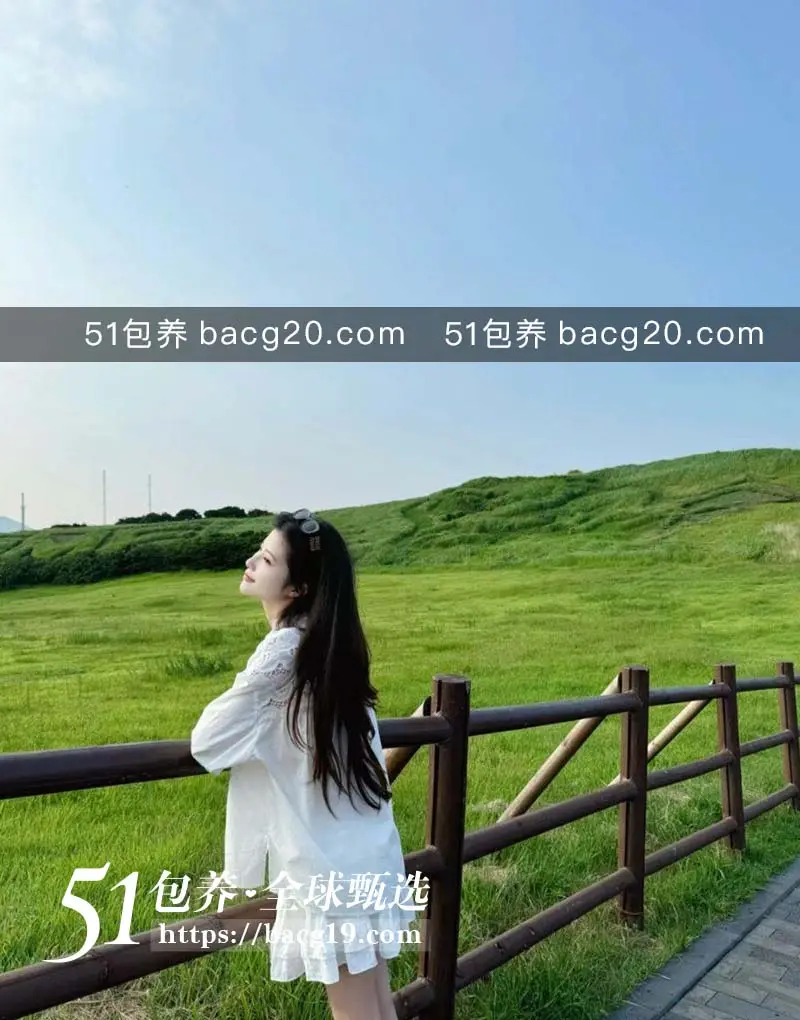 51包养 高端私人定制 | CQ022702 重庆在读大奶艺术生 质量保真 假一赔十 图3