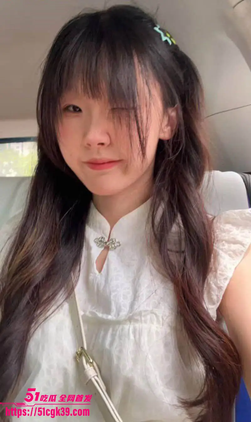 湖州师范学院 王欣桐 献身网恋男友 私密视频惨遭泄露 纤腰如柳翘臀如蜜桃 淫靡至极! 图1
