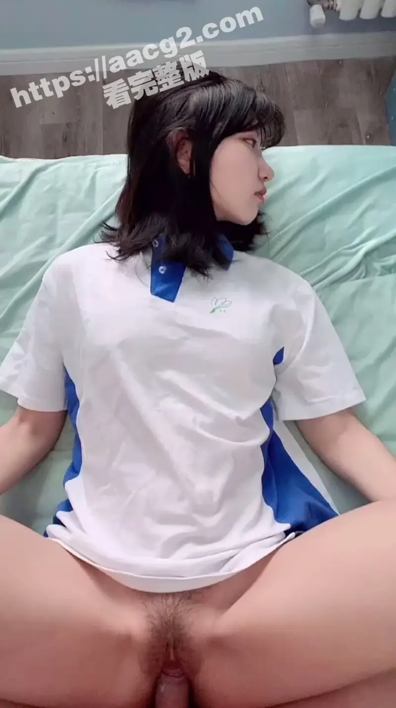 百变Coser从漫展女神到高价打炮套图流出 骚逼淫水超级多全程完美露脸 只要钱到位可无套啪啪 图4