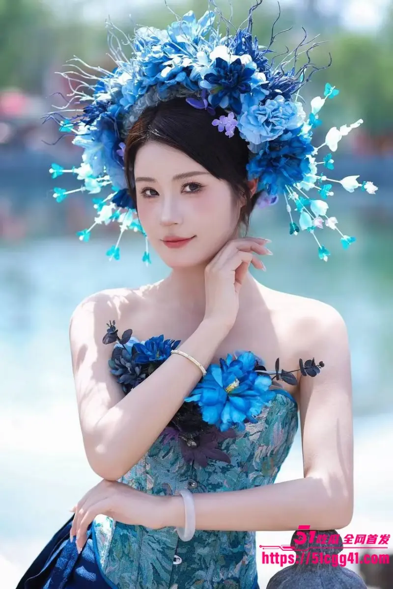 山东济宁嘉祥县 宋真真 线上售卖丝袜 线下出卖酮体 口交后入各种蹂躏高潮浪叫不停！ 图1