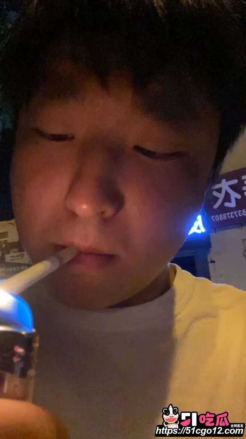 新乡沐风酒店812名场面 沈力微信群直播夜生活 被群友举报送进派出所 抽象程度封神! 图1