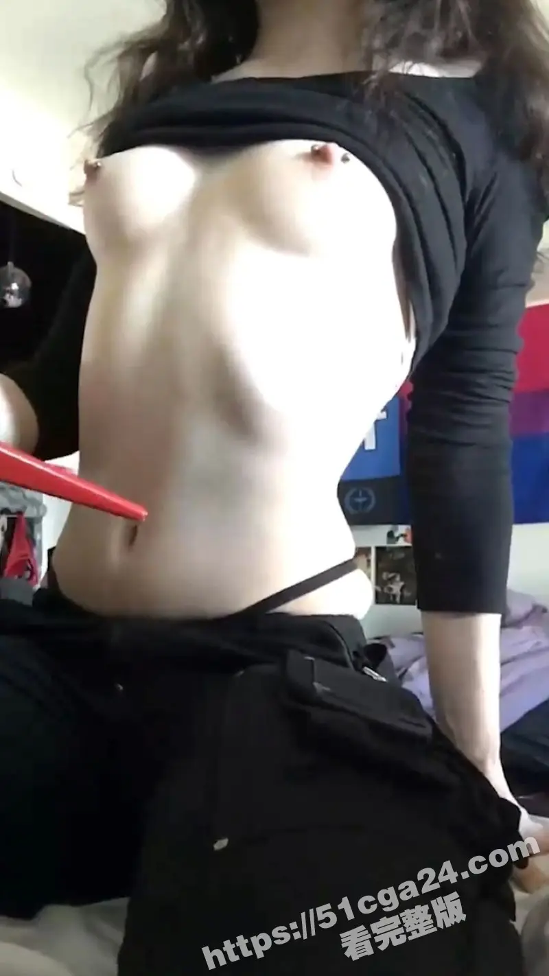 嫩乳美女体验电击自虐快感无法自拔!电击腰肢至全身震颤 极品身材被电的火花四溅! 图2
