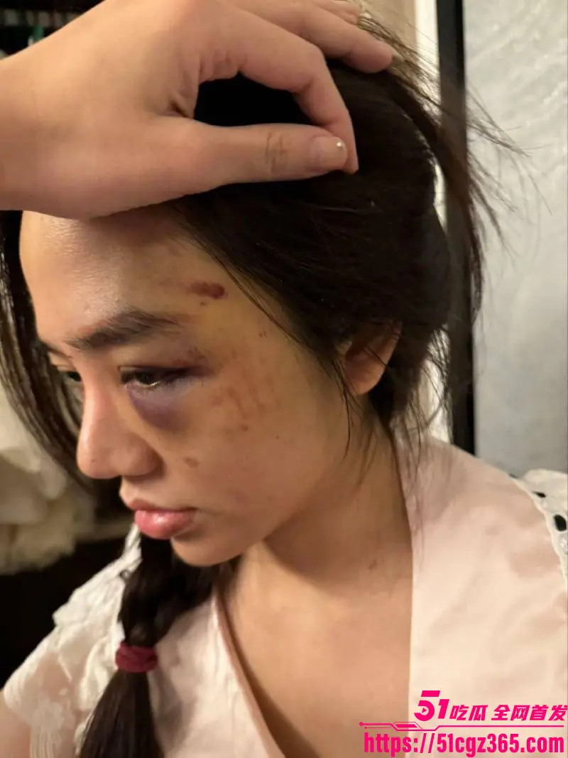 杭州小网红 橙子姐姐 遇顶级电炸高手龙哥 甘愿千里送逼 竟失陷于柬埔寨园区 被各种凌辱强奸做爱视频独家曝光! 图8