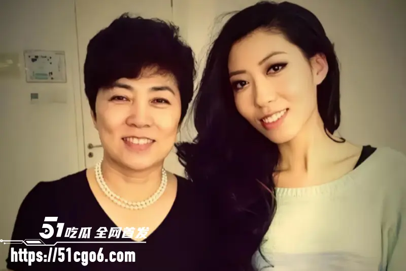 劣迹歌手 曲婉婷 自曝患癌切除乳房 母亲贪污曾为其鸣冤 如今网友人人喊打! 图9