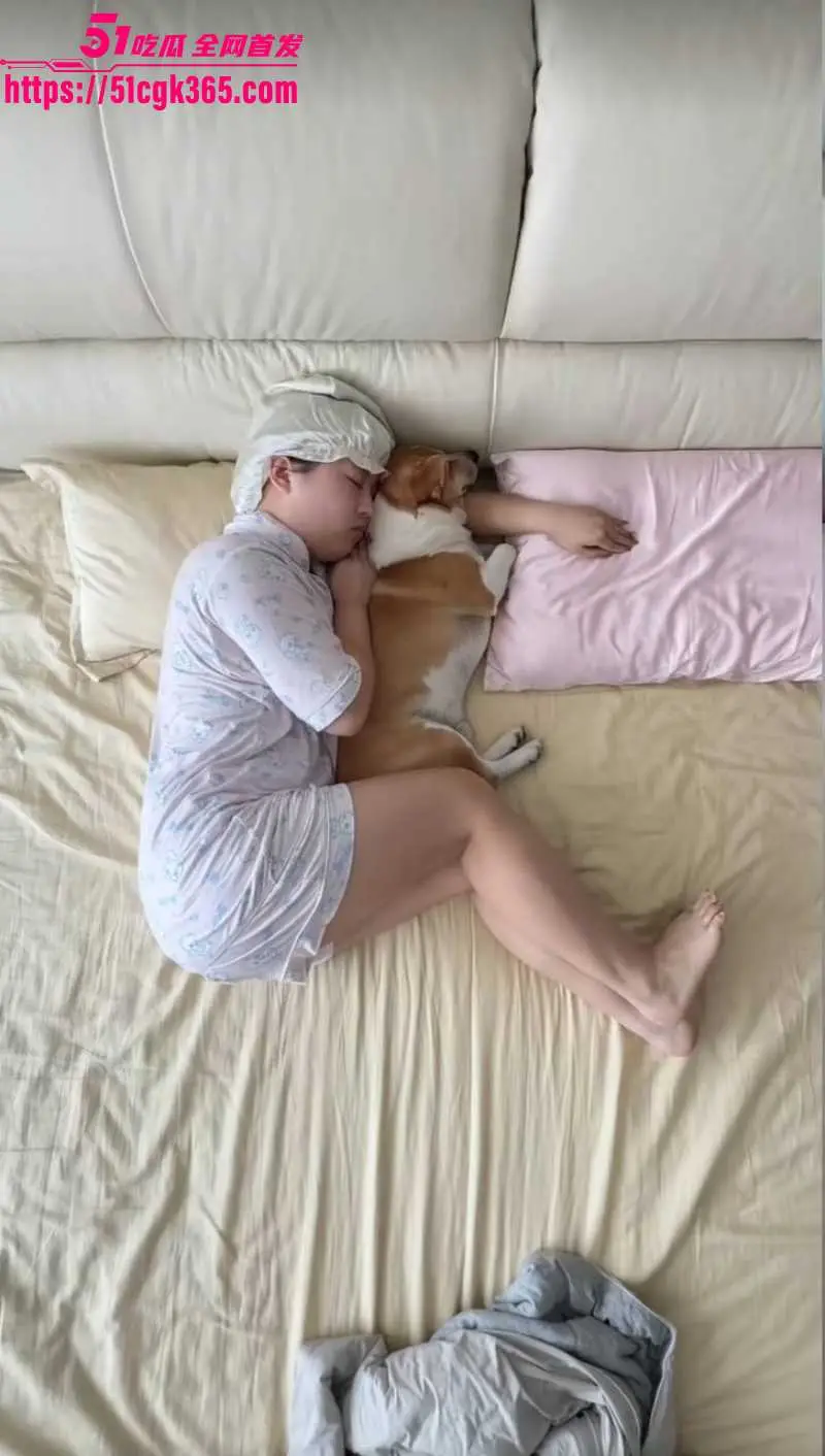 抖音400w粉网红 树莓 人设崩塌 弃养宠物约炮出轨 19岁辍学小妹与27岁无业游民 爱情故事震碎三观! 图14