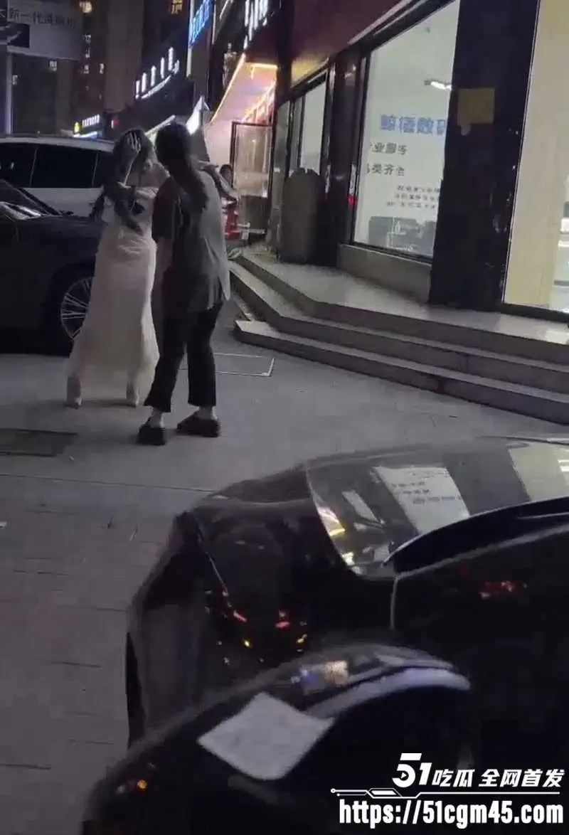 河南绝美小三被原配暴打 羞愧难当竟投河自尽 原配也上吊轻生 比谁惨呢? 图5