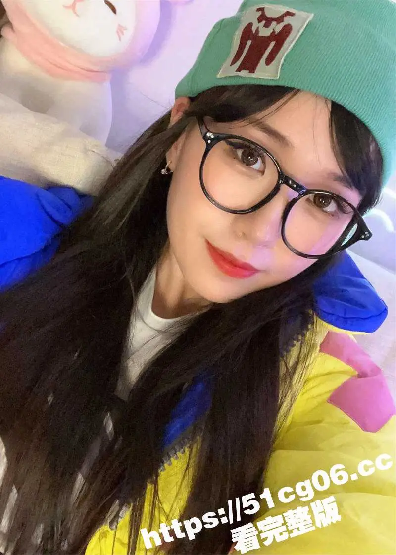 推特高颜值网红 meriol_chan 00后丰满身材反差骚母狗 付费自慰资源合集 全网流出! 图4
