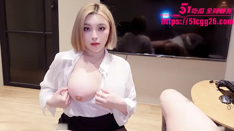 巨乳御姐 kitty 被男主人调教视频 黑丝包臀裙性感妩媚 跪舔乳交皮鞭抽臀 后入爆操浪叫到失神! 图1