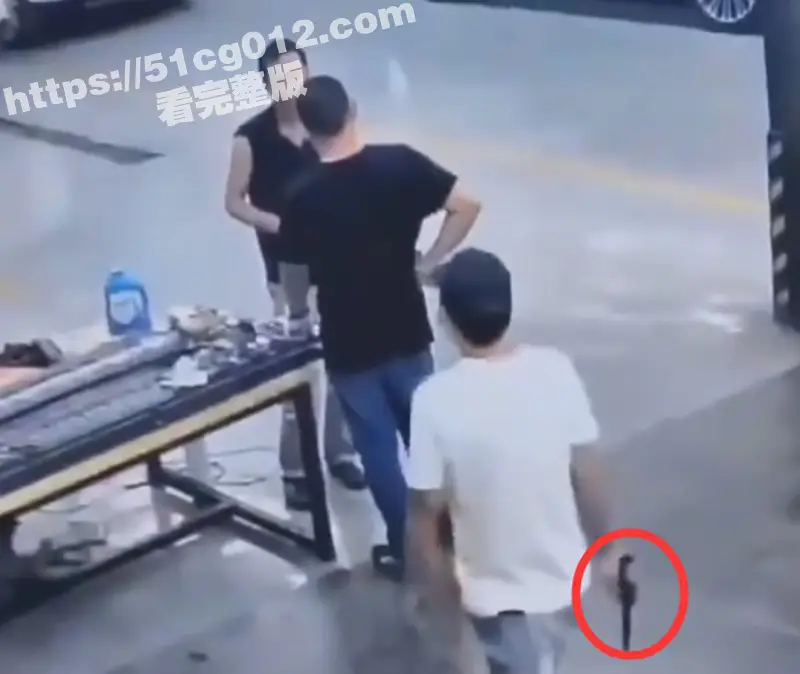纯爱战神杀人了 广东工厂老板下药迷奸美女职员 男友割喉连捅多刀泄愤 图1