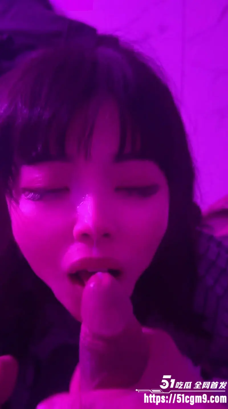 推特嫩妹舞姬 贝璃珞 夜店激情实录 昏暗灯光下极致口交榨精 细节尺度破表 引爆全网吃瓜热潮！ 图6