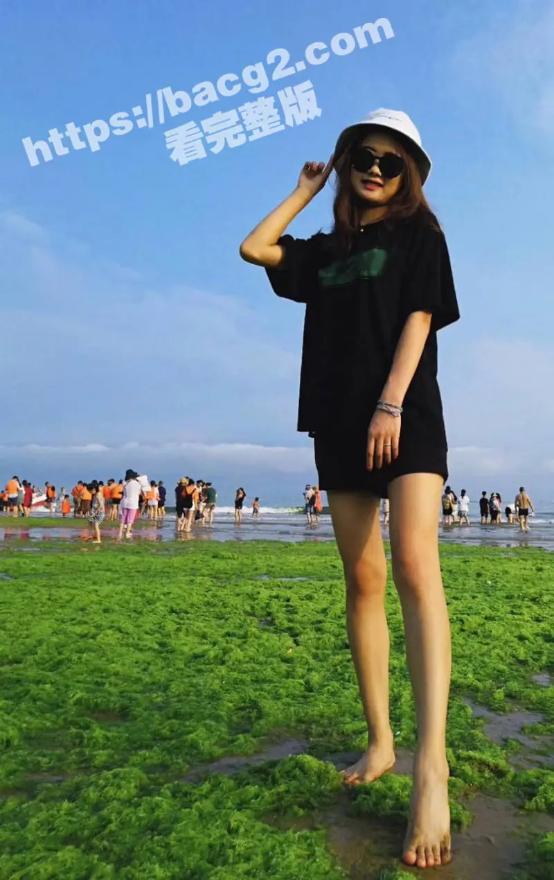 高校学妹约炮视频流出 一杯奶茶就能带走开房 反差骚货小母狗口技惊人 图2