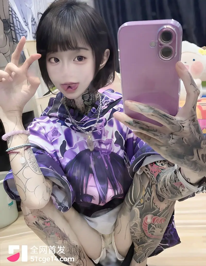瓜友投稿 00后符文网红 妮妮 私密视频曝光 美乳圆润笔挺 揉胸挤奶间看得人鼻血横流! 图3