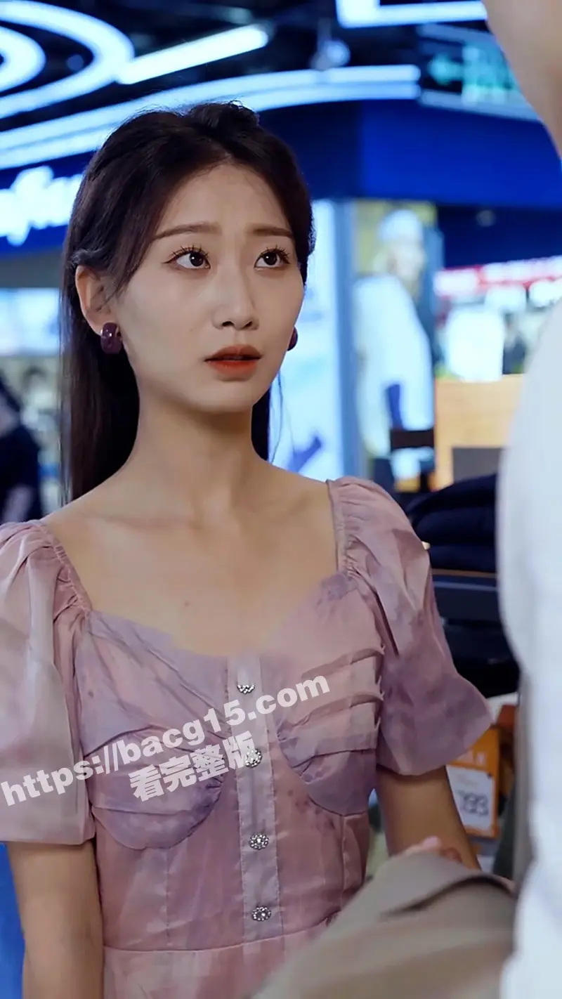 每日短剧《这个妹妹假正经》服务员小妹被富豪调戏开除 出门后却被告知继承林氏集团！ 图2