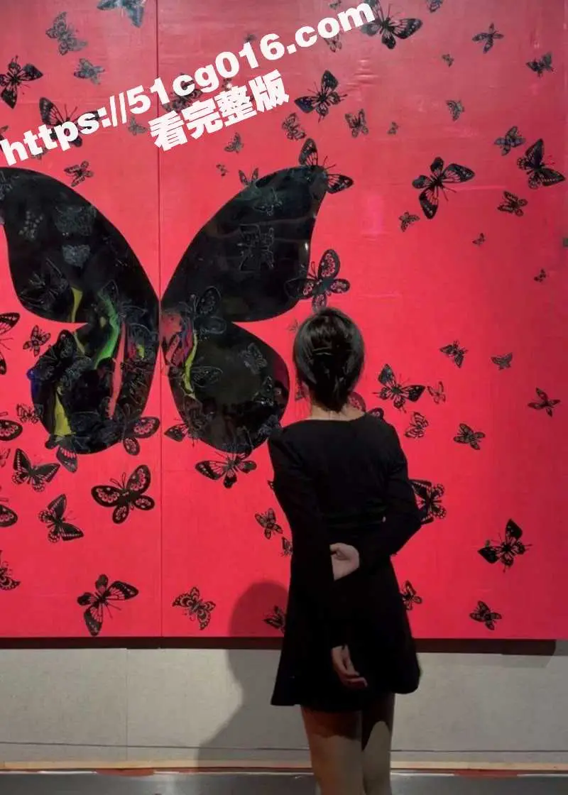 曲阜师范大学音乐学院大三学生妹 李欣茹 宿舍骚拍 外表清纯学生妹掰开小菊花等着爸爸们插入! 图1