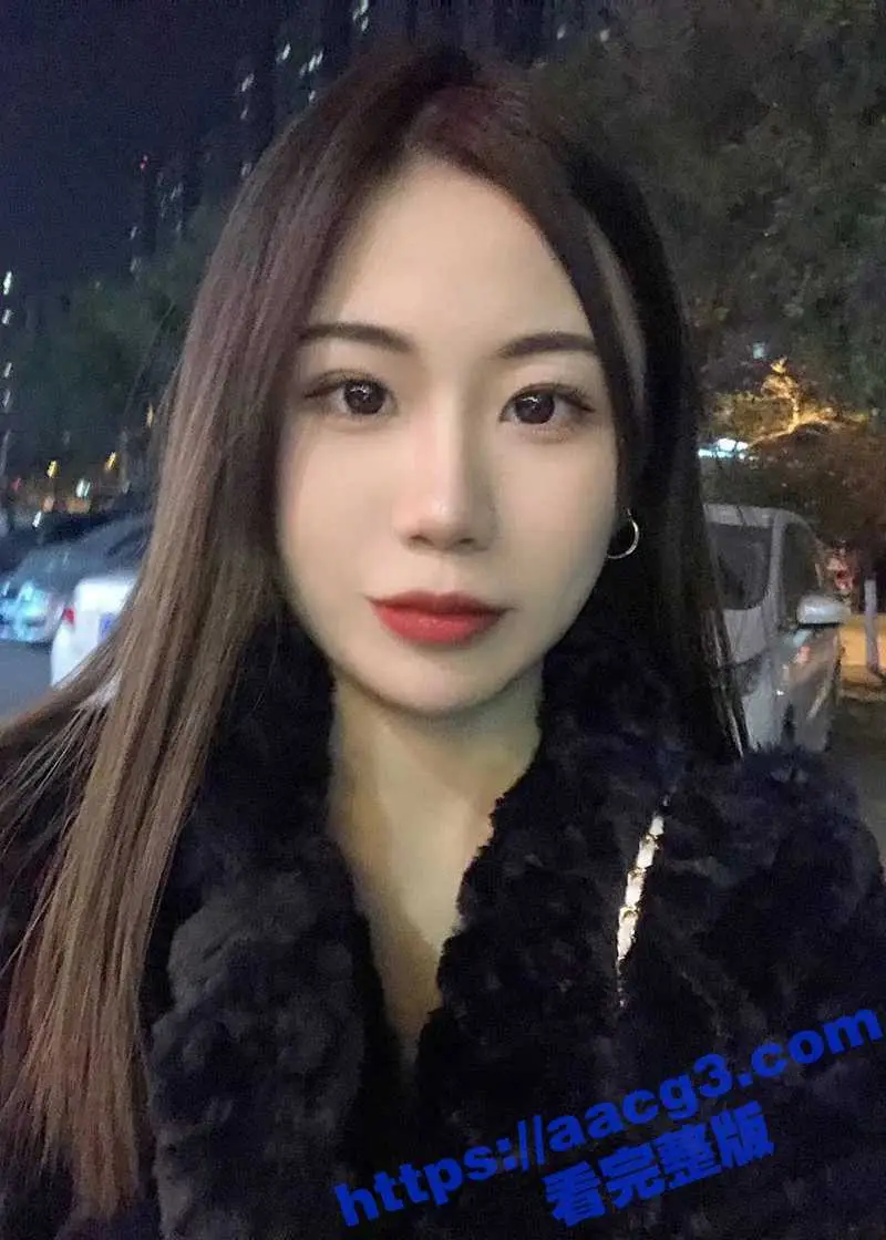 天津高颜反差嫩妹 于长弘 不雅视频遭前男友曝光 白皙粉嫩美乳 口交性爱狂嗨 图2