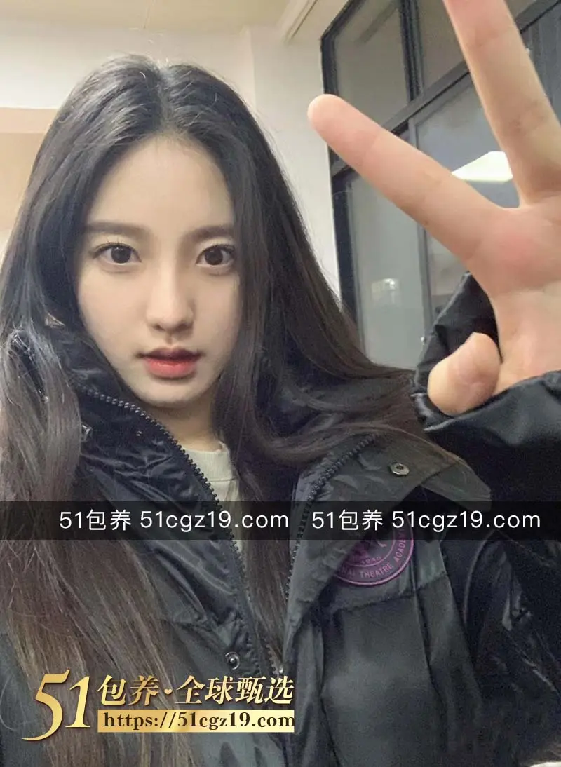 51包养 高端外围 | WFJ030702 福州C杯艺术生 三点粉嫩 质量保真 假一赔十 图3