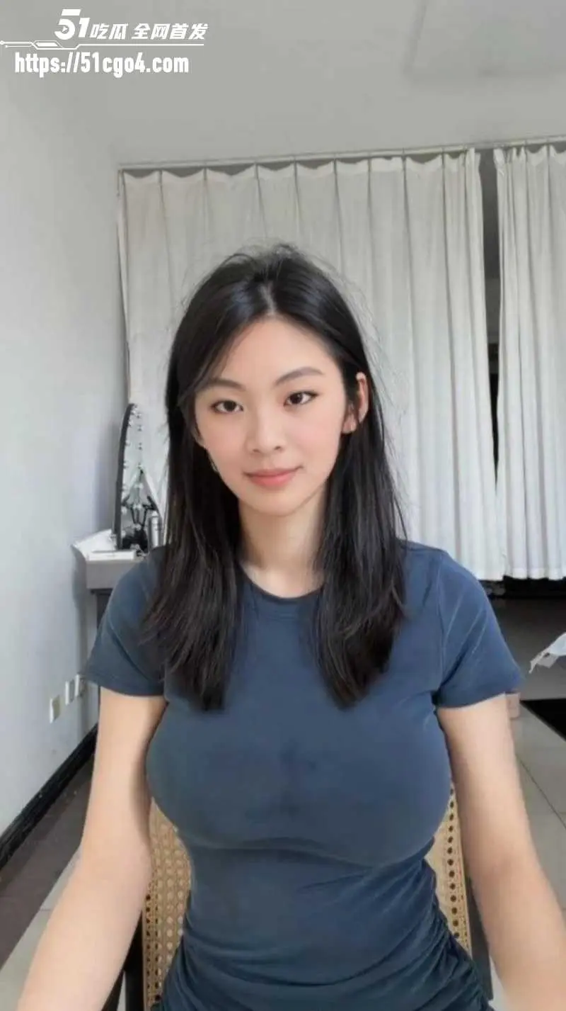 浙江06年女大 姚佳 裸贷自慰视频 为3000块出卖肉体 如今无力偿还被曝光！ 图1