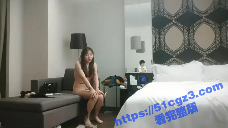 利哥探花 重金约操高颜值车模 笑容甜美温婉可人 胯下蜜舌侍奉 被操到精神恍惚 图2