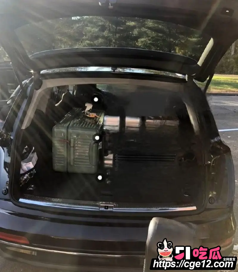 上海复旦教授 王龙 网上选妃约炮立人设 被实锤曝光 事后威胁女方吓到尿失禁! 图27