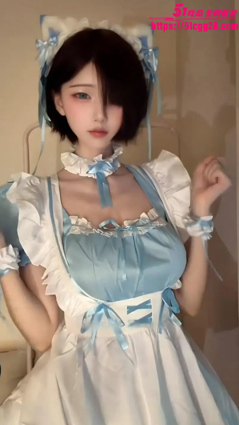 抖音极品网红 西瓜冰 榜一大哥定制合集 双面女神可盐可甜美腿玉足性感撩人 多姿势爆操激情十足! 图2