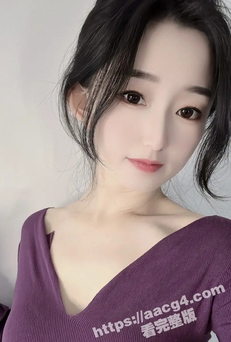 快手舞蹈女主播 小爽爽 紧身瑜伽裤热舞 蜜桃臀扭得让人心跳加速 勾魂骆驼趾看得人想入非非 图2