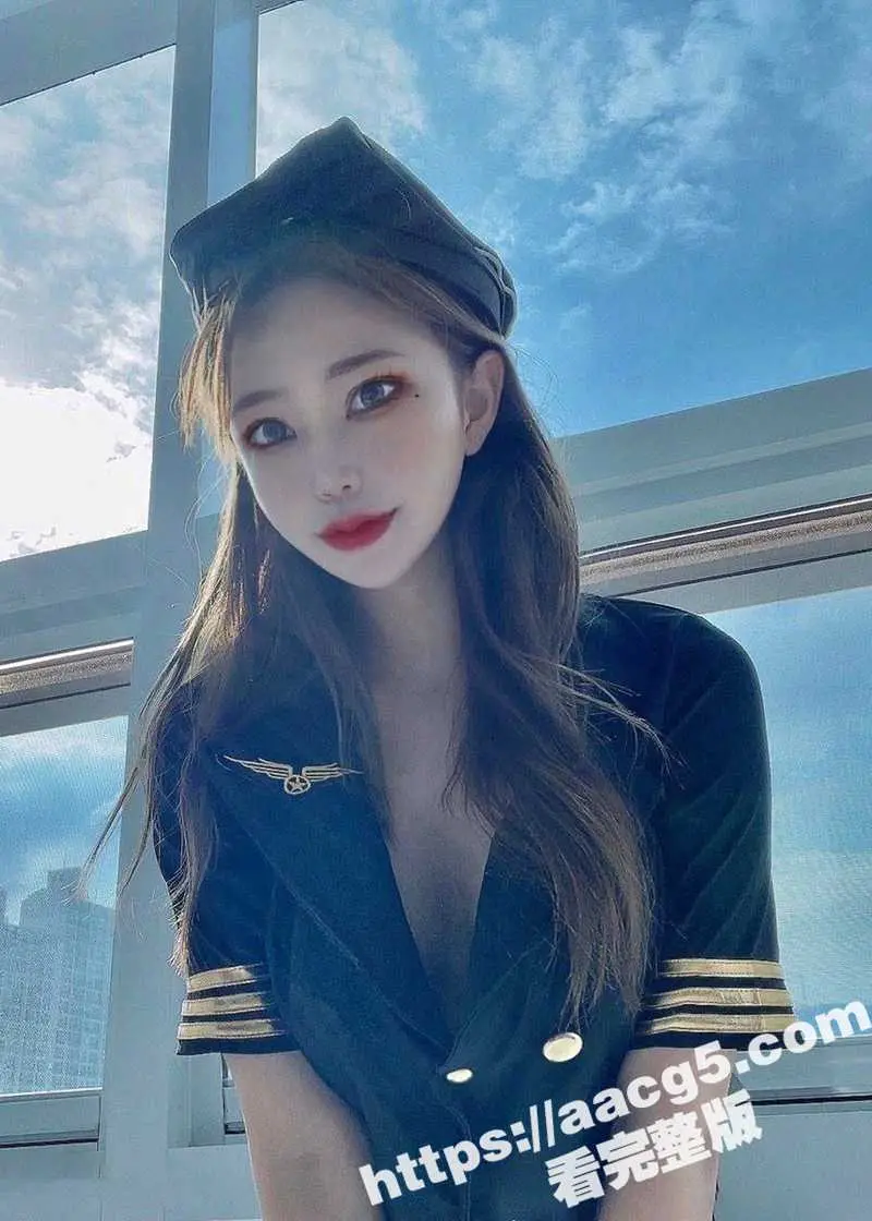 OF博主 韩国高挑气质极品身材女神Queenseoa线下被啤酒肚金主啪啪订阅合集 前凸后翘母狗泄欲利器! 图4