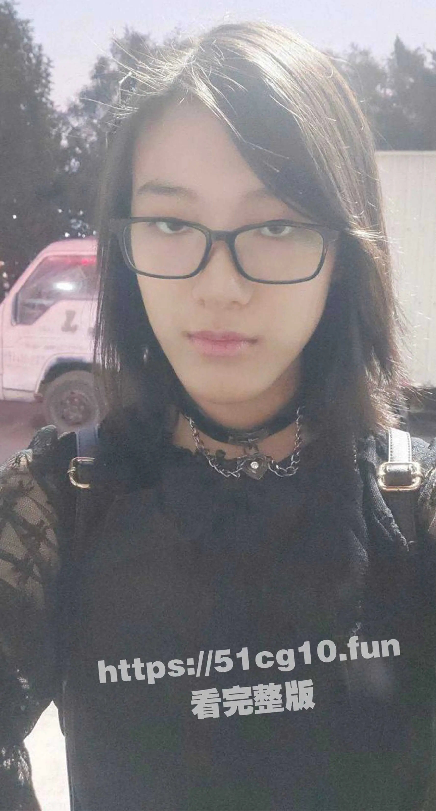 媚黑留学生 彭馨怡 脖栓项圈给黑人送逼 口交偷情扩张玩烂屁眼 淫荡本性彻底暴漏！ 图1