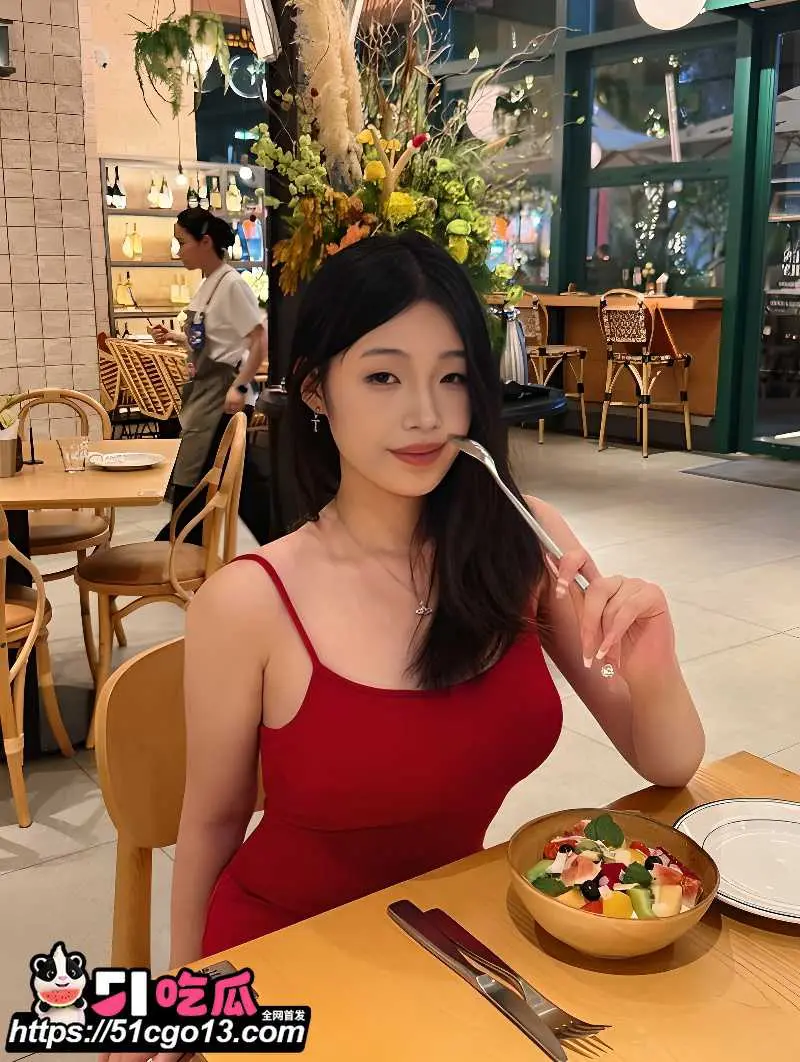 高颜值击剑运动员 小兔 自拍性爱视频 后入狂插嫩穴 全程肆意蹂躏 甜腻呻吟无比销魂！ 图4