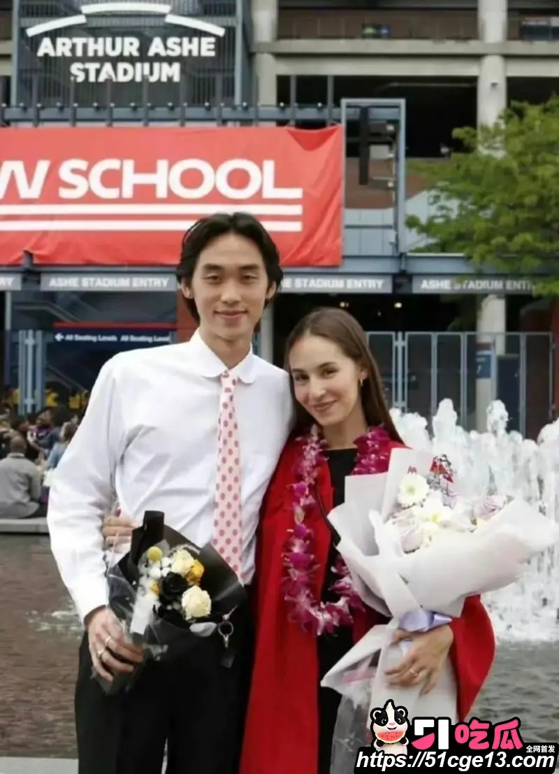林子濠官宣华裔超模陈瑜 前脚真空黑丝洋女友 后脚秒切清新顶美 多种黑料全遭曝光! 图13